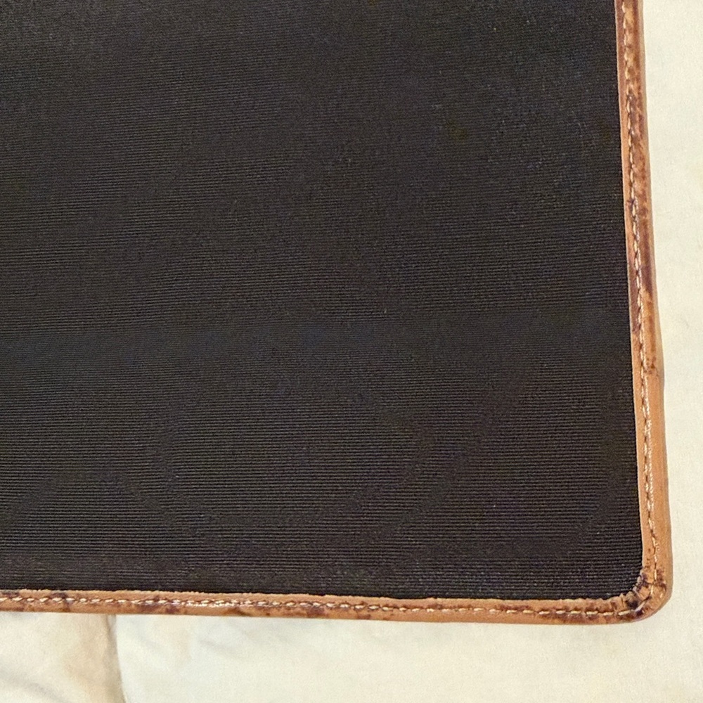 Coach Portfolio with classic Brown and Tan Logo - Picture 8 of 8